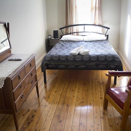 Court House Hotel Boorowa ภายนอก รูปภาพ