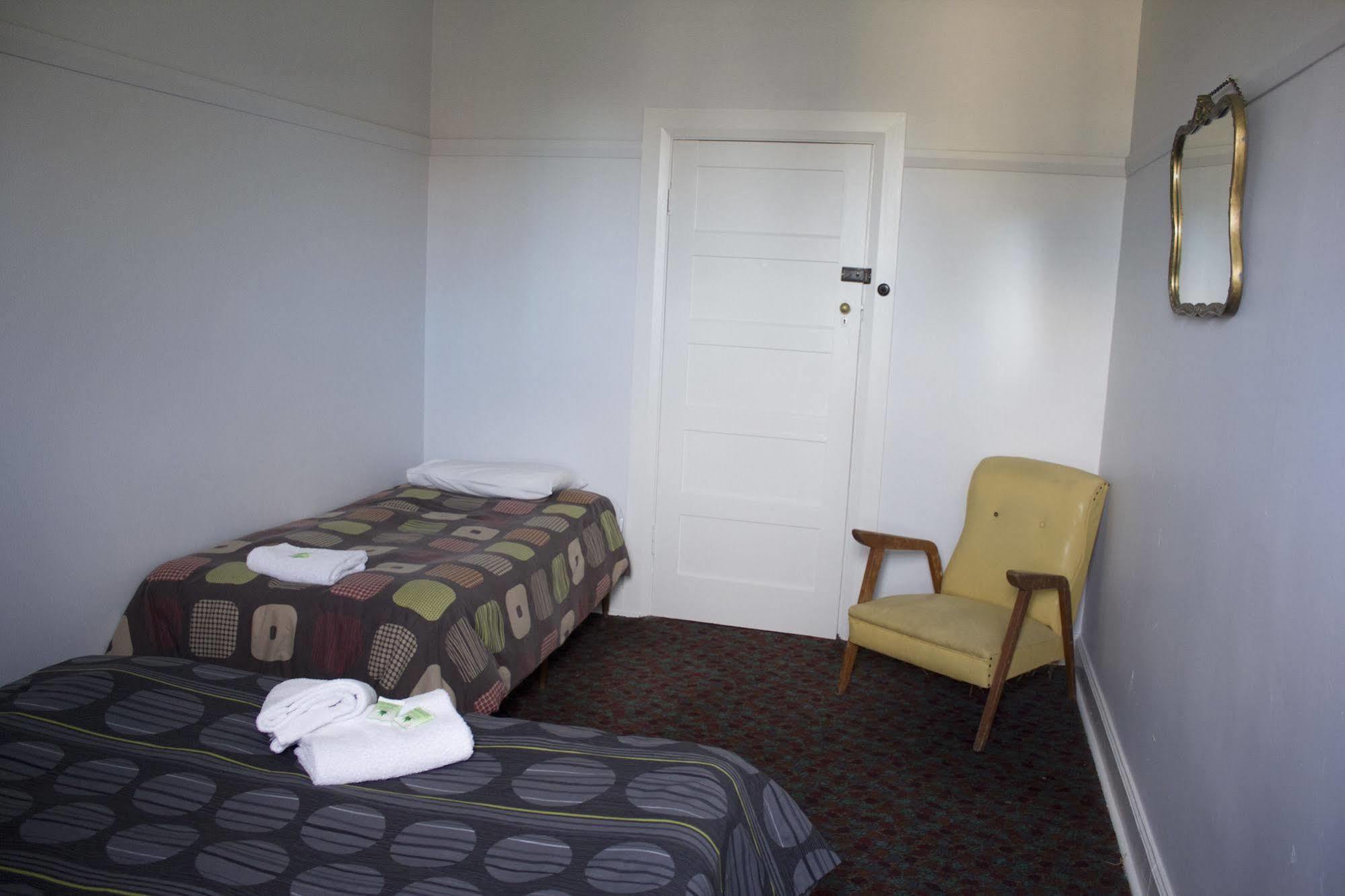 Court House Hotel Boorowa ภายนอก รูปภาพ